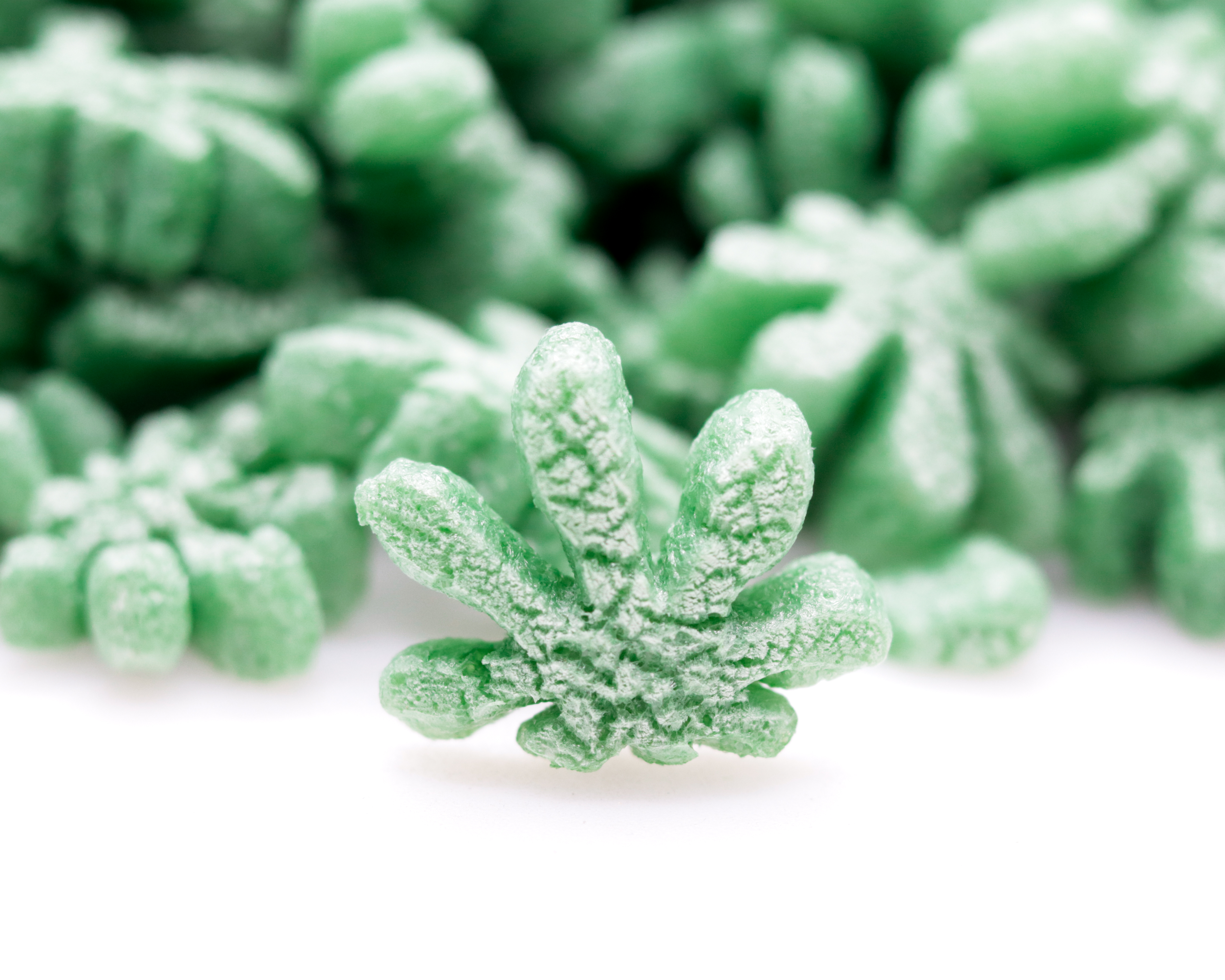 FunPak Marijuana Leaf Packing Peanuts Mini Pack Plant Based Biodegradable Compostable  0.6 cu ft Bag
