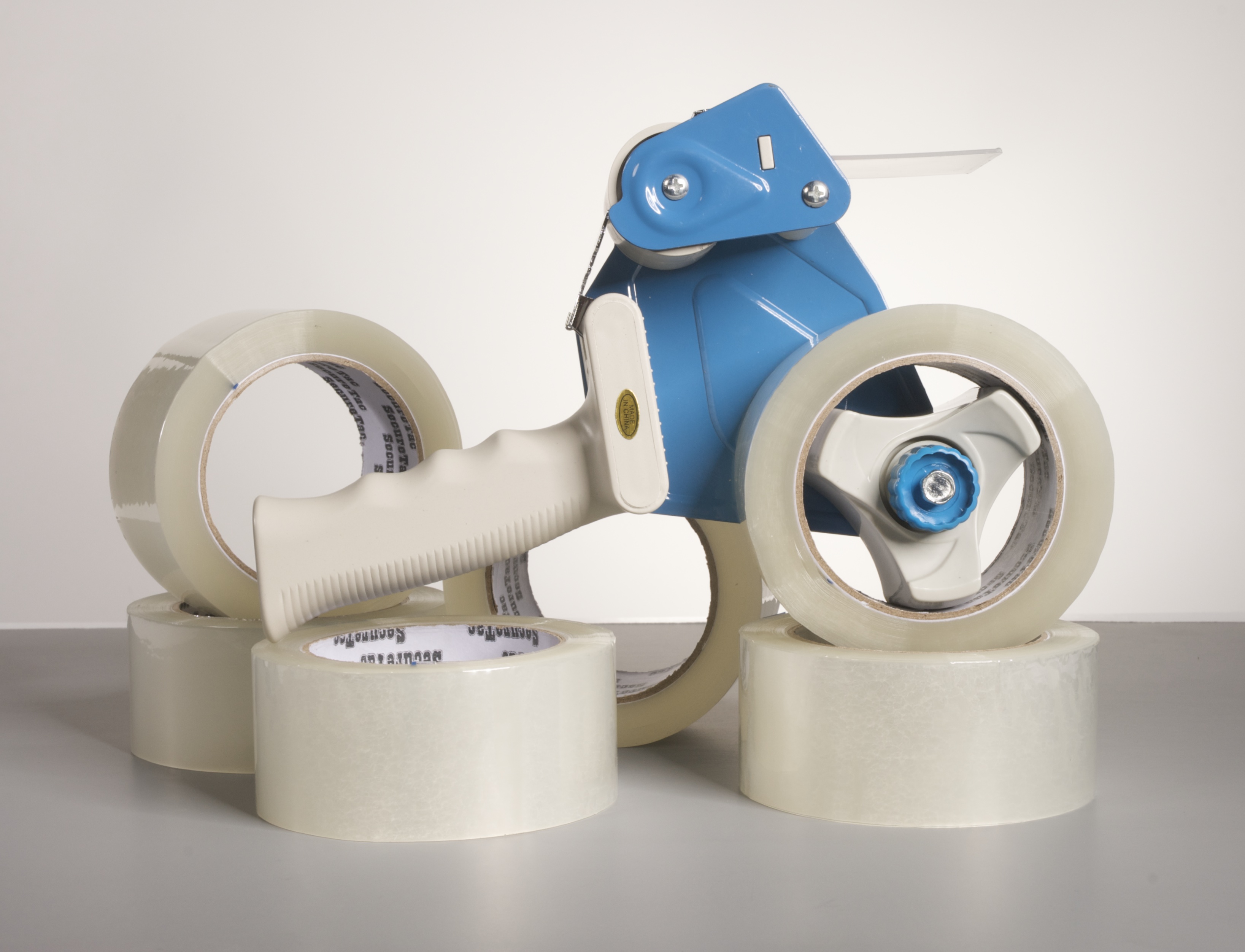 6 Rolls of 1.9 mil 3" x 110 yd Tape & 3" Heavy Duty Dispenser