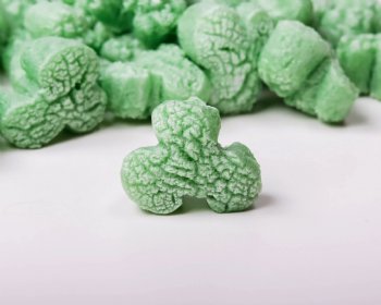 FunPak Shamrockss Packing Peanuts  Plant Based Biodegradable Compostable 1.5  cu ft Bag
